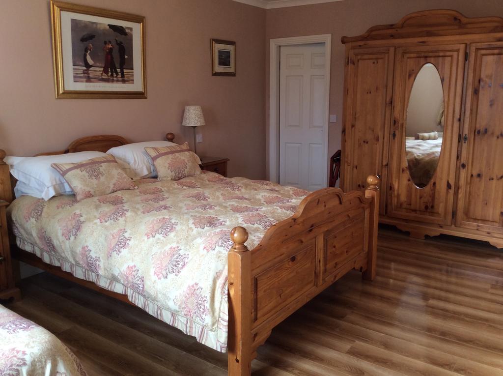 Sneem River Lodge Bed & Breakfast ภายนอก รูปภาพ